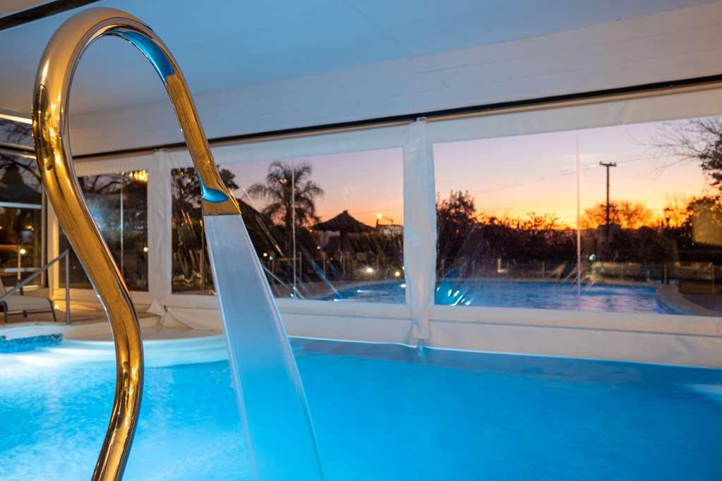 Pinares Panorama Suites, Spa & Convention Center Вилья-Карлос-Пас Экстерьер фото